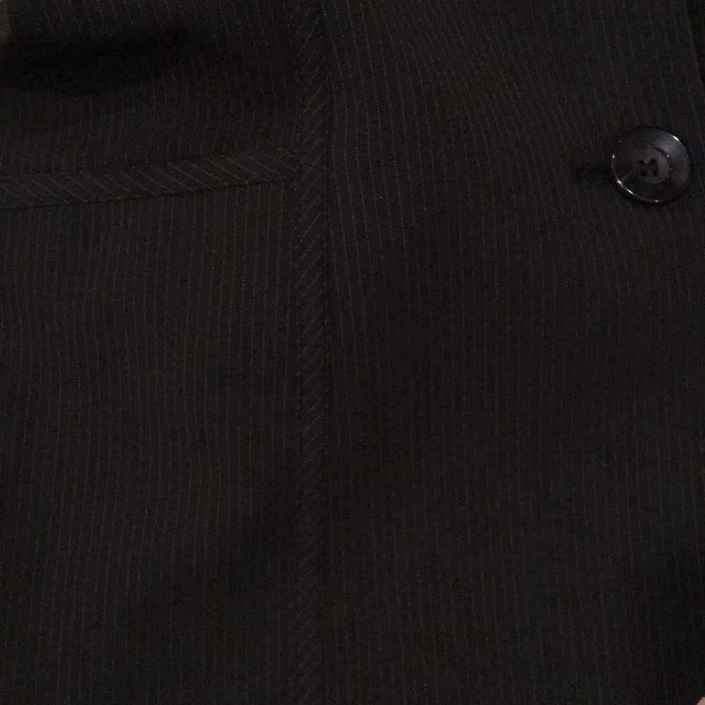 Style & Co stretch, pinstripe blazer, black, EUC - Picture 2 of 2